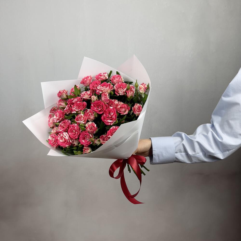 Букет «Фейерверк» – 9 пышных кустовых роз в огненной палитре Ломоносов Санкт-Петербург