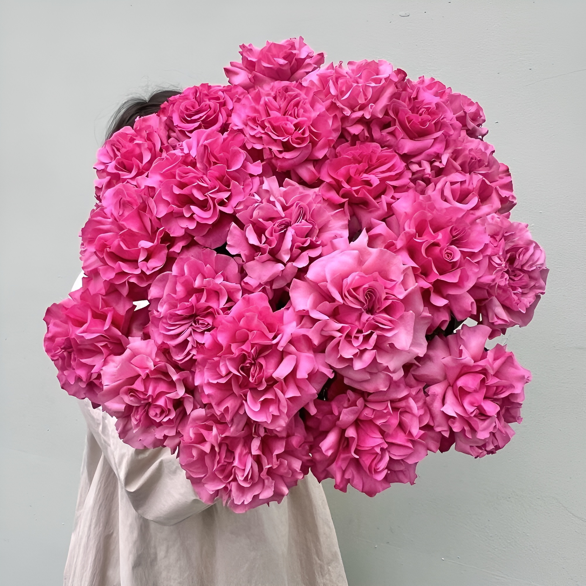 Роскошный букет из пионовидных роз – королевский подарок Ломоносов Санкт-Петербург