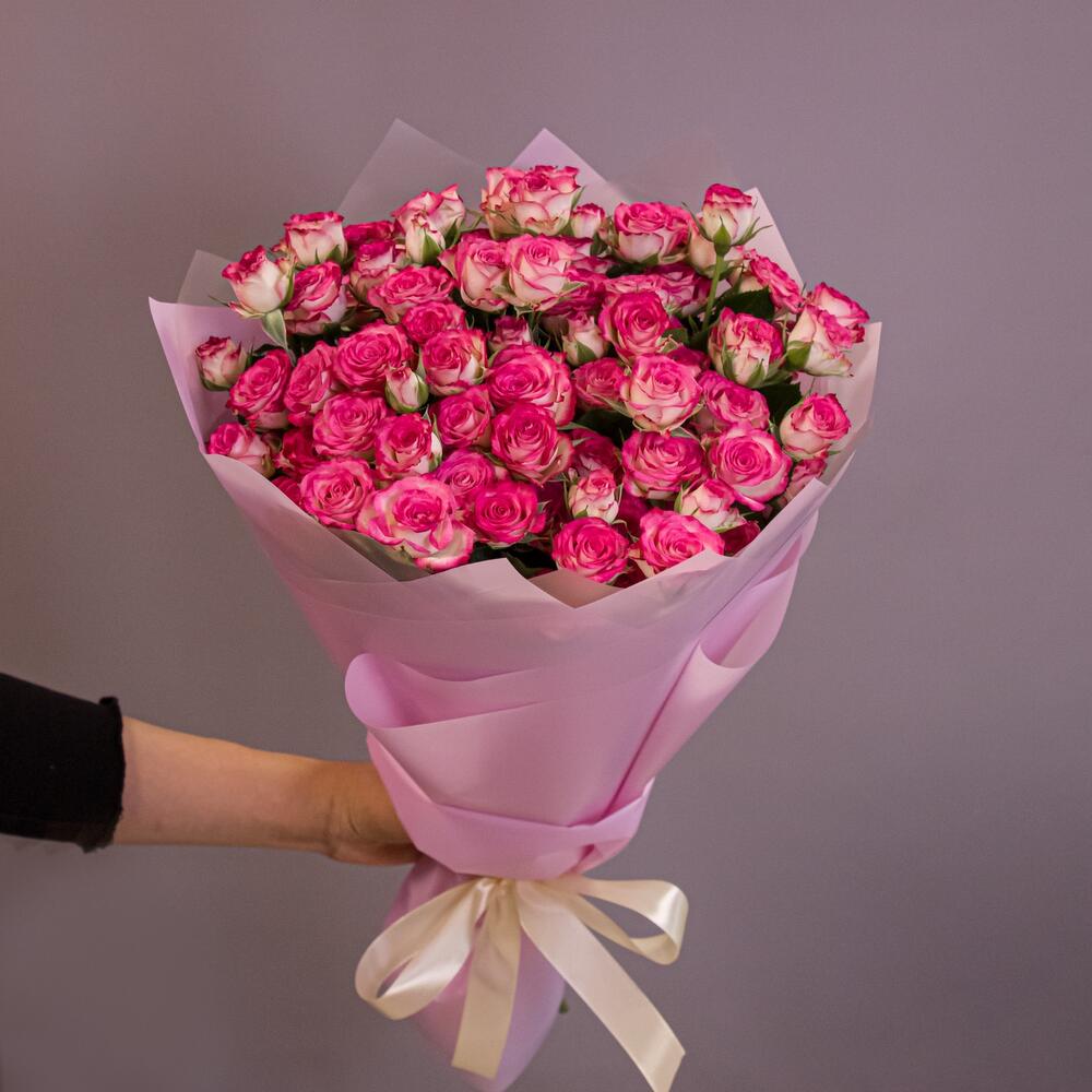 Букет «Розовый бум» – пышные кустовые розы в нежно-розовых тонах Ломоносов Санкт-Петербург