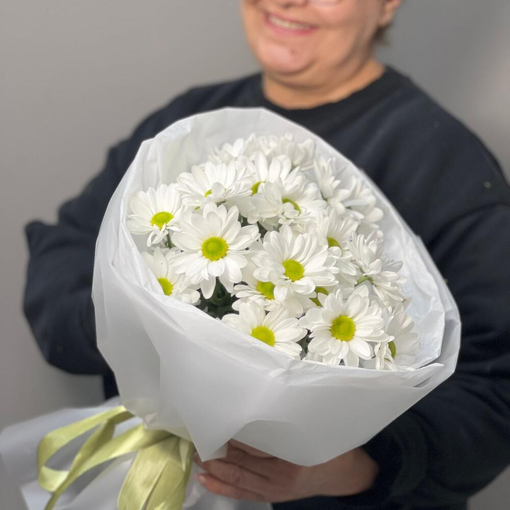 Букет «Ромашковый» – нежные белые хризантемы в деревенском стиле Ломоносов Санкт-Петербург
